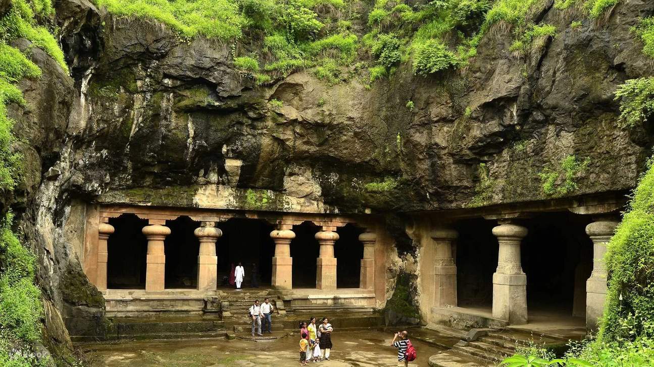 Elephanta Caves gallery 3