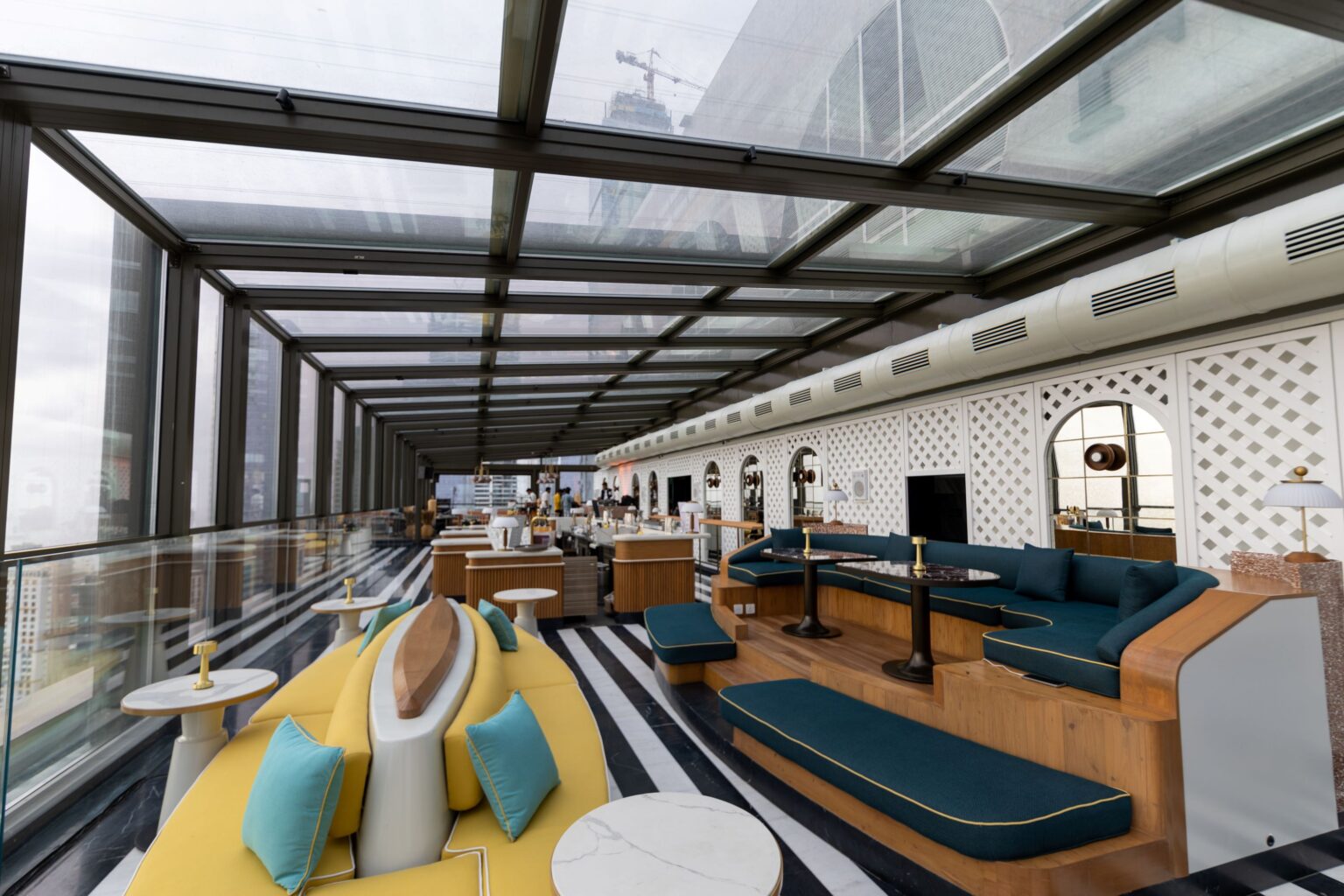 AER The Rooftop Bar at Four Seasons Hotel Mumbai gallery 7