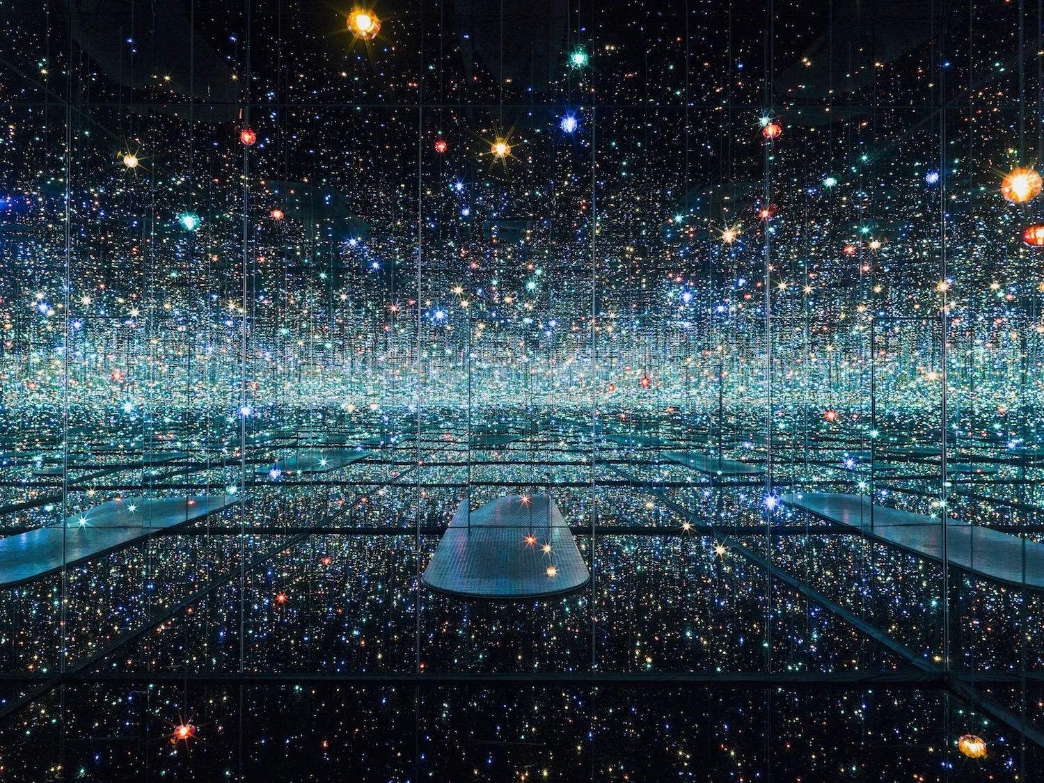 Infinity Mirrored Room gallery 1