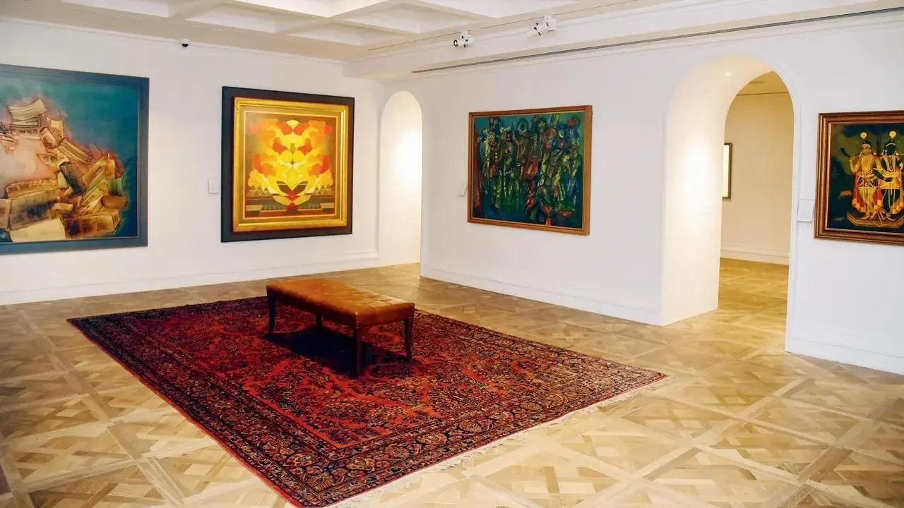 Jehangir Art Gallery gallery 6