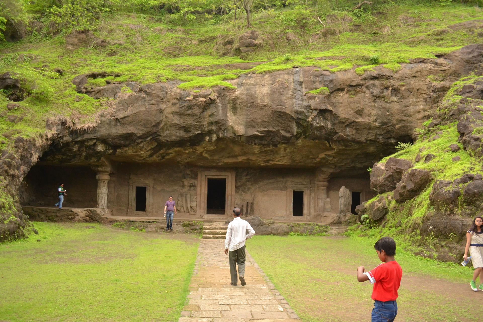 Elephanta Caves gallery 17