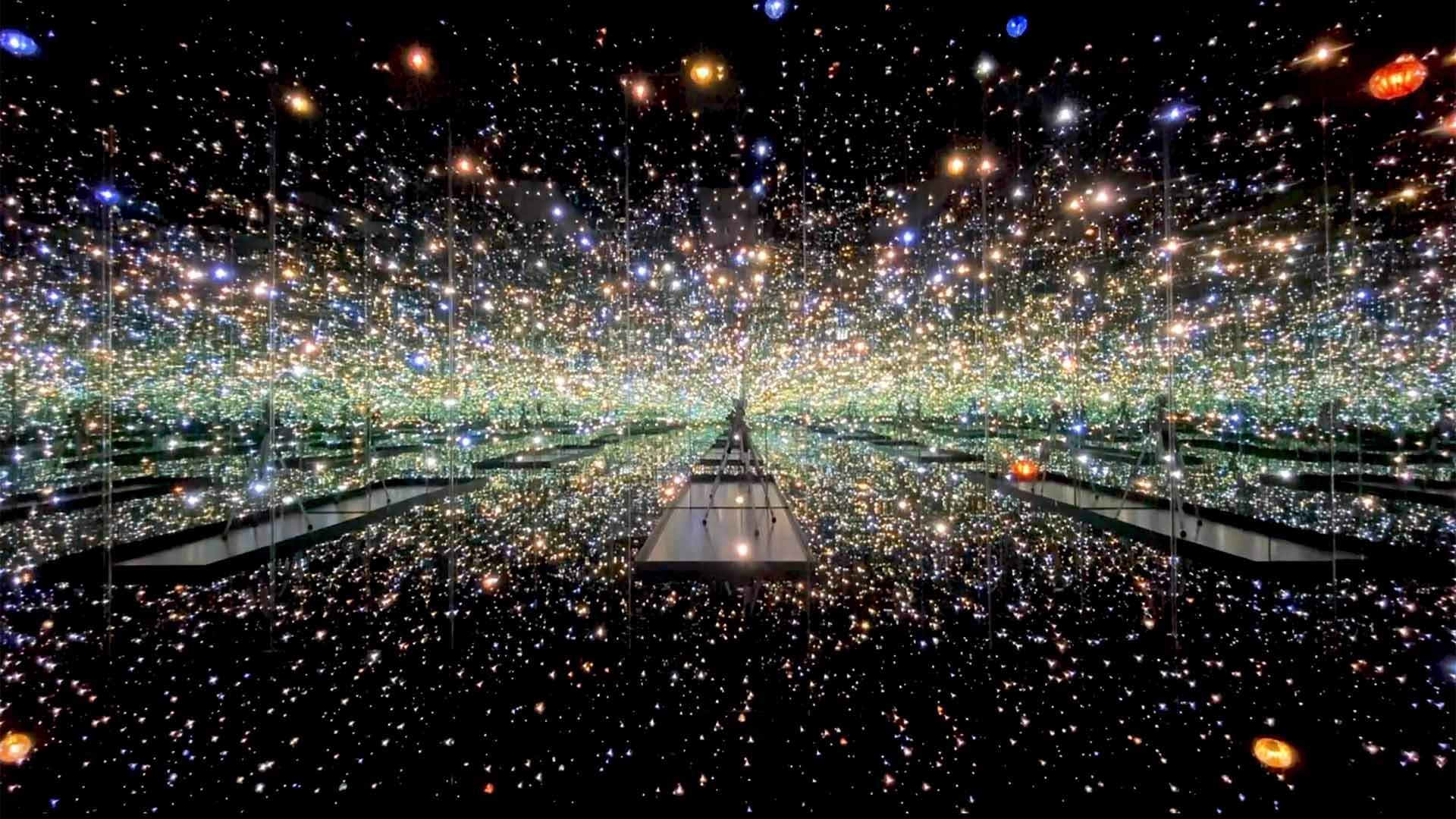 Infinity Mirrored Room gallery 13