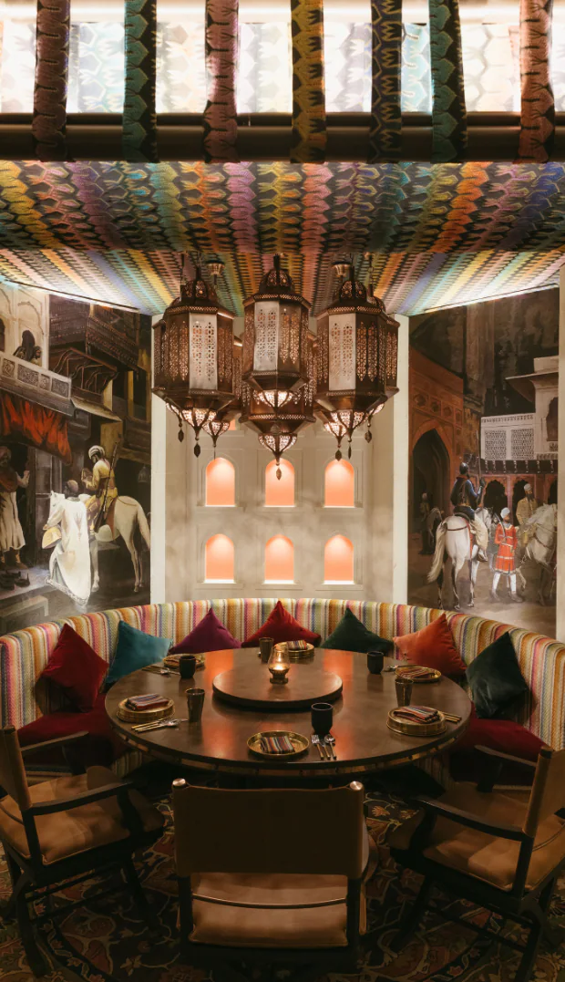 Loya gallery 22
