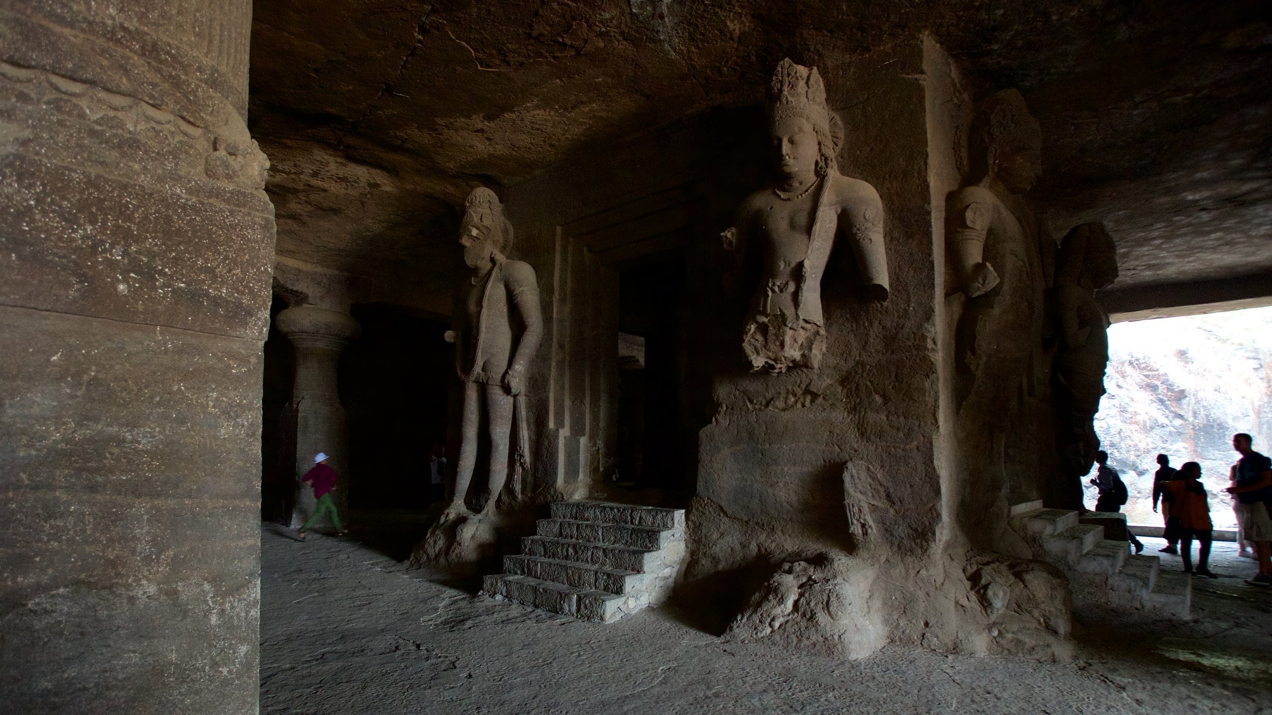 Elephanta Caves gallery 19