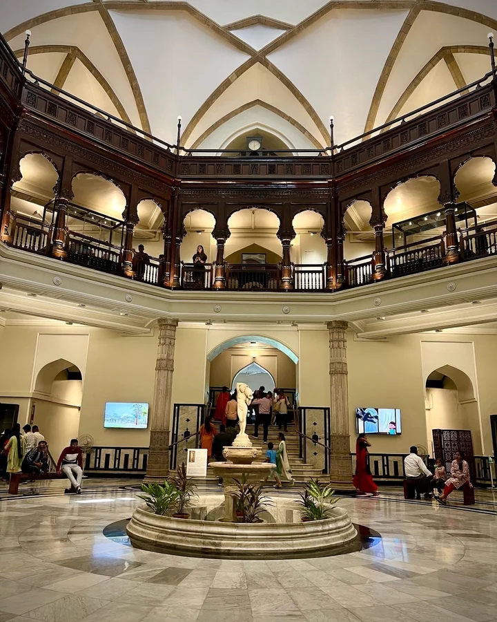 Chhatrapati Shivaji Maharaj Vastu Sangrahalaya gallery 18