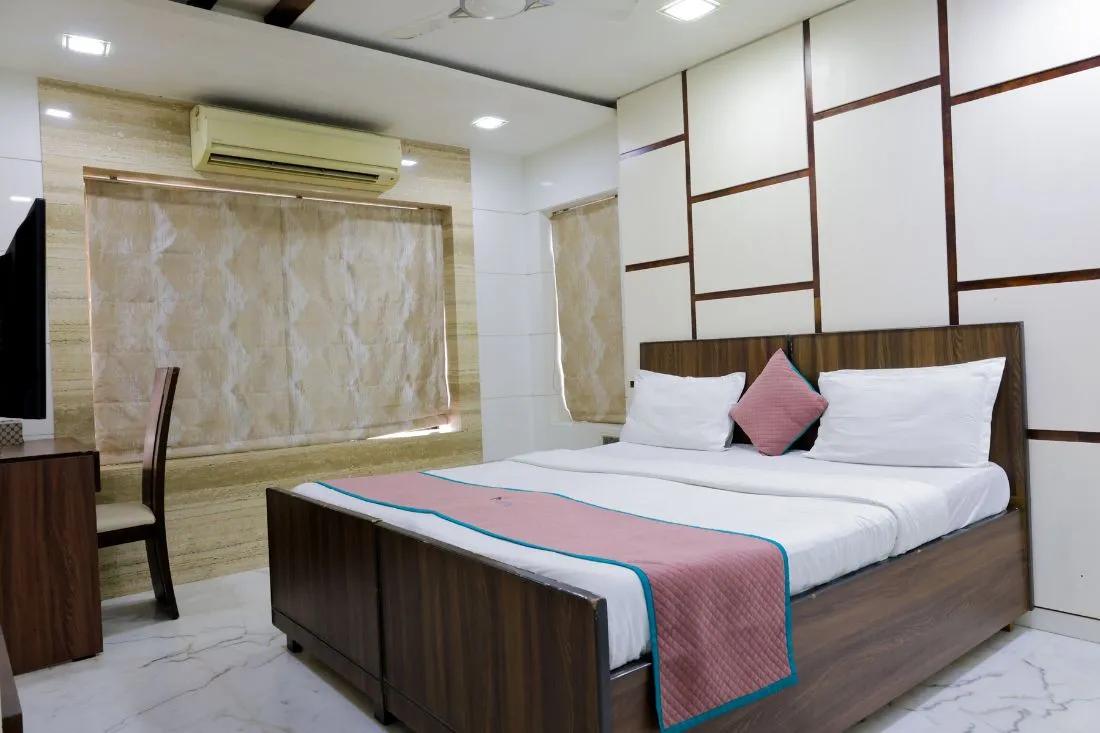 Pinakii Comfort Stay Hotel & Apartment Prabhadevi gallery 13