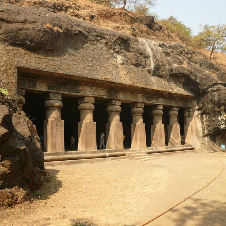 Elephanta Caves gallery 8