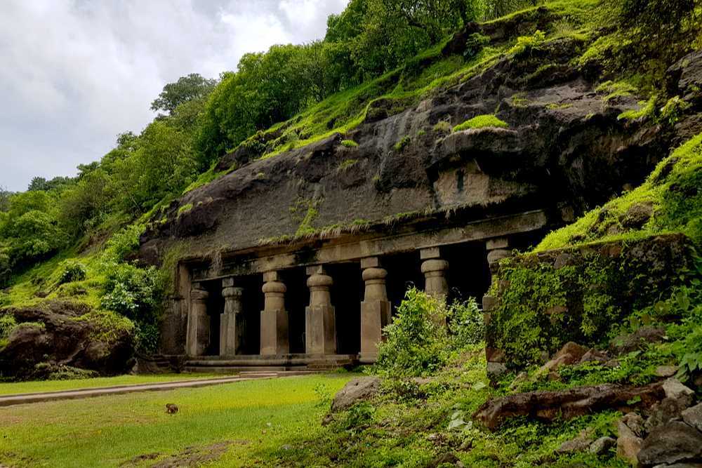 Elephanta Caves gallery 6