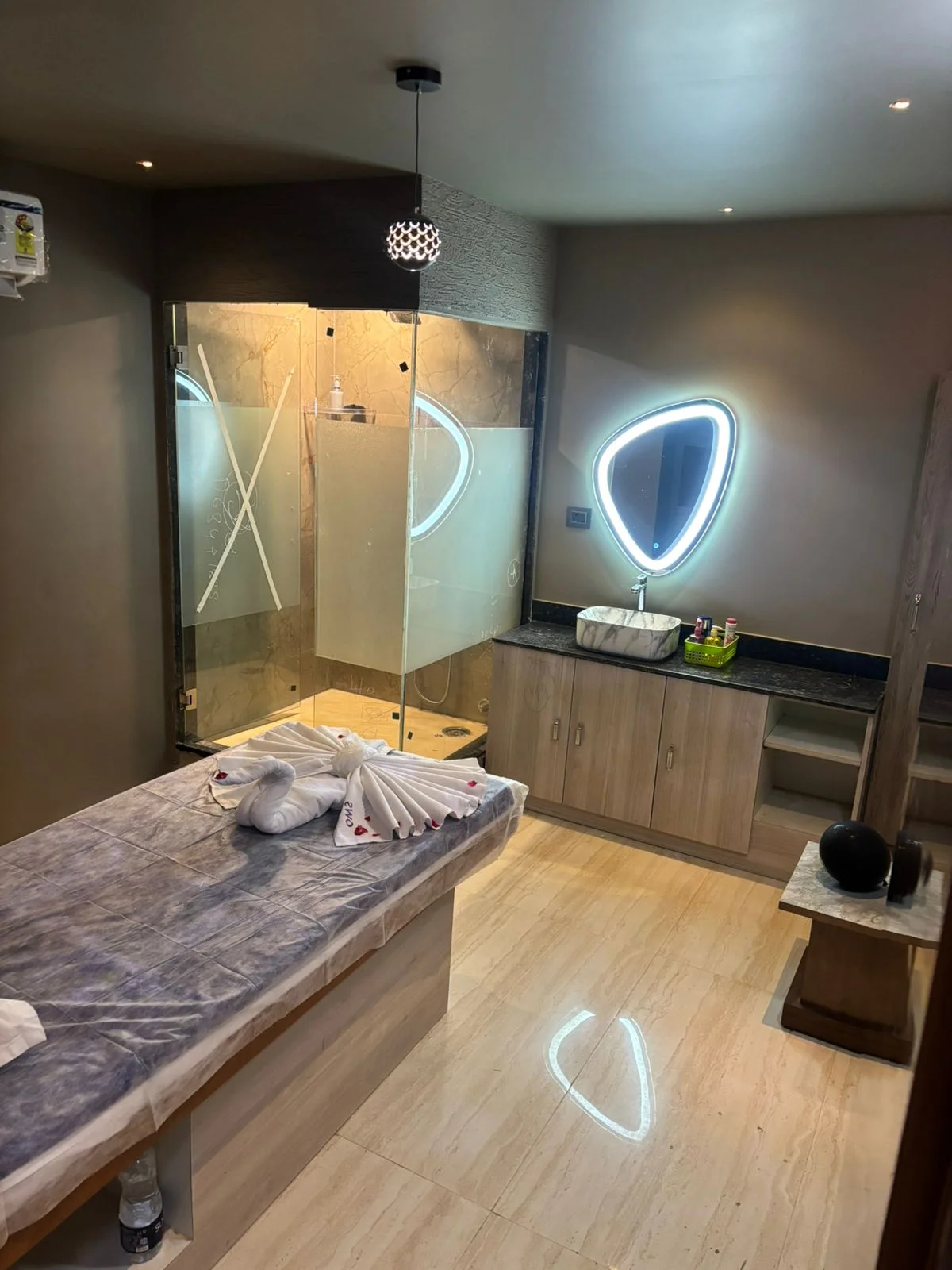 Spa Saga Juhu gallery 9
