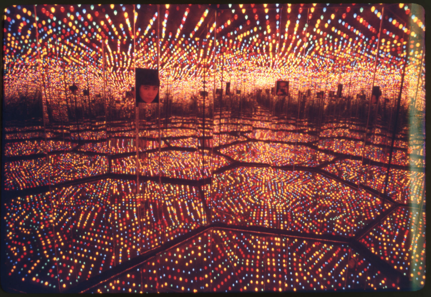 Infinity Mirrored Room gallery 28