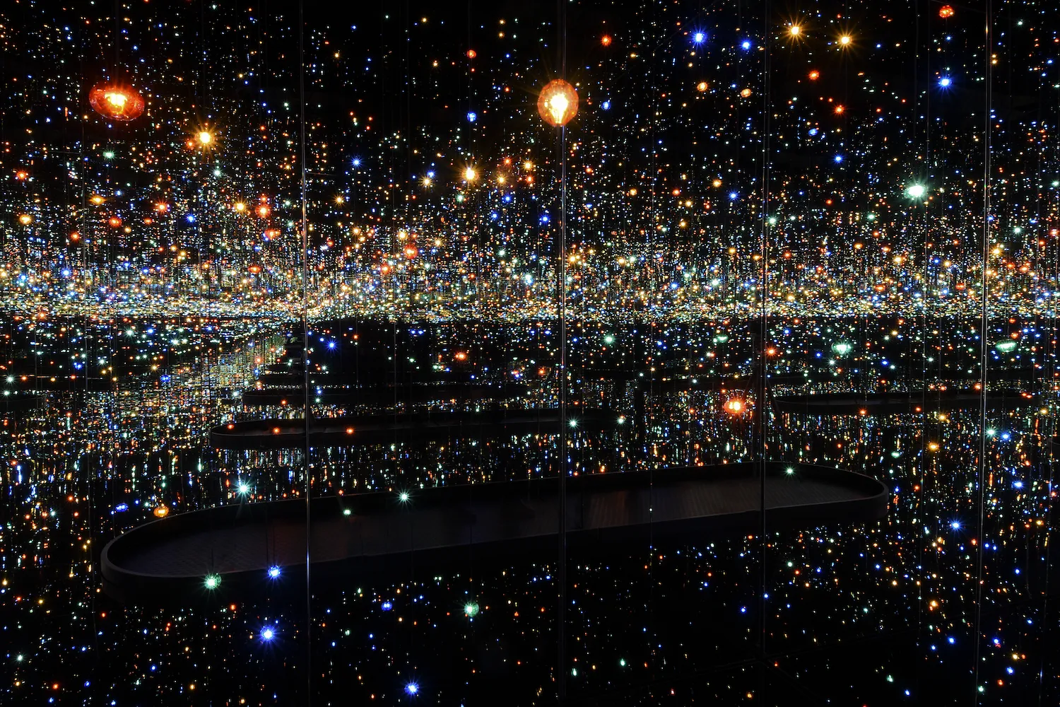 Infinity Mirrored Room gallery 22