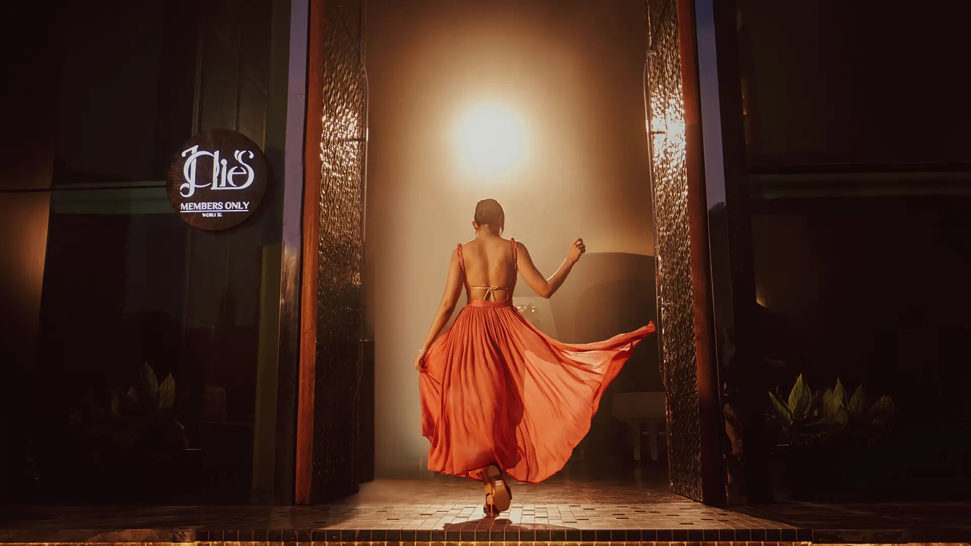 Club Jolie's gallery 13