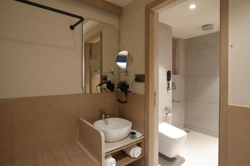 Pinakii Comfort Stay Hotel & Apartment Prabhadevi gallery 10